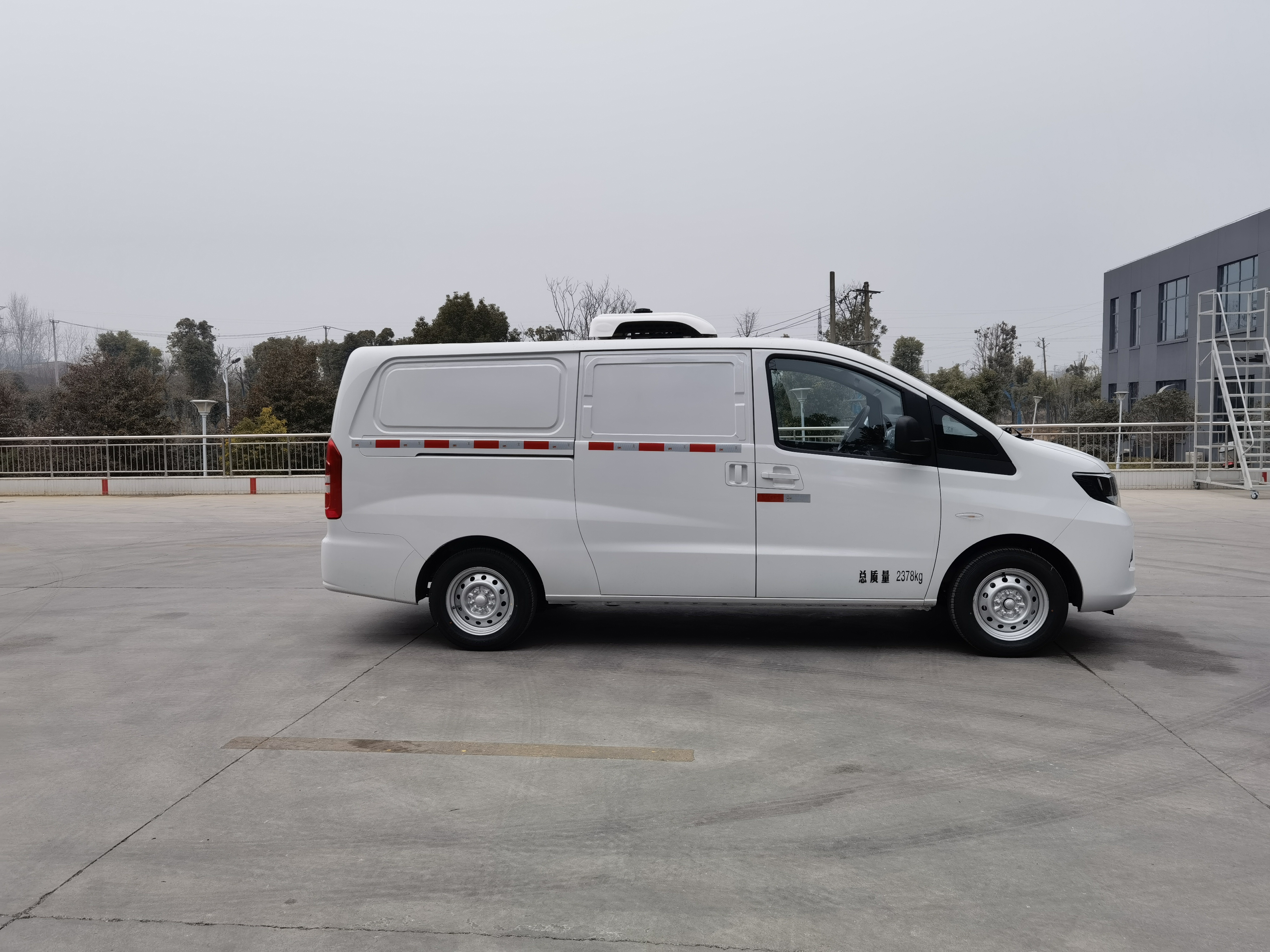 國(guó)六 江淮瑞風(fēng)M3疫苗冷鏈車