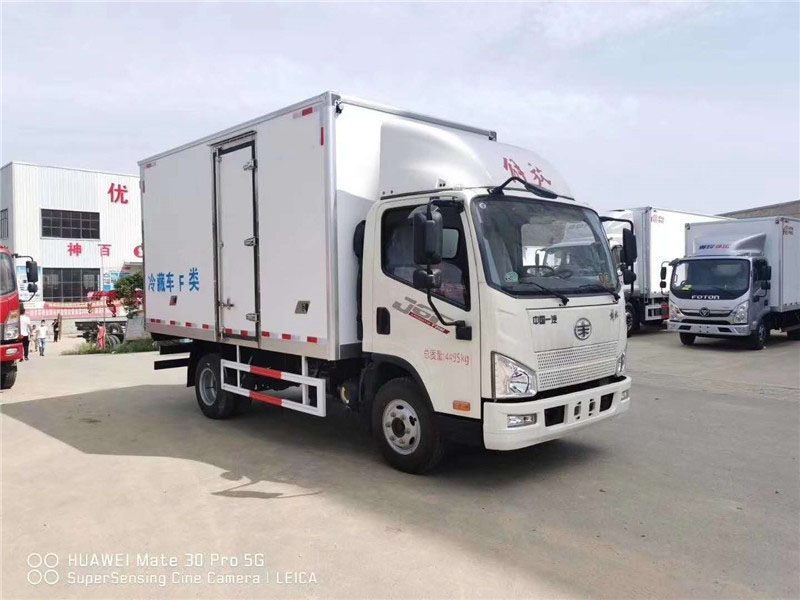 國(guó)六 解放J6F4.2米冷藏車(chē)